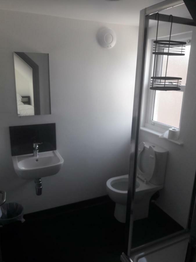 Crofts Hotel Cardiff Buitenkant foto